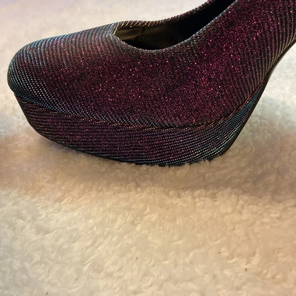 Nine & Co Collection IdealLove 4.5” Heel Platform Wedding/Holiday/Dressy EUC 8.5
